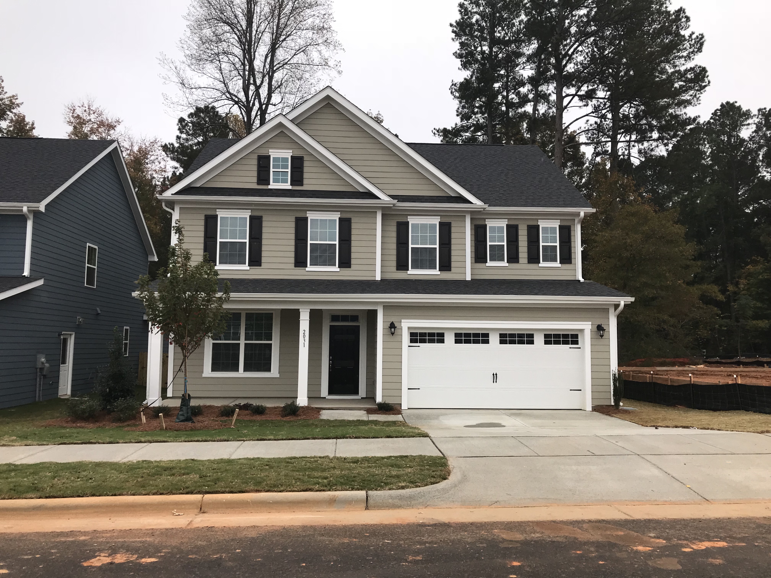 Property main image